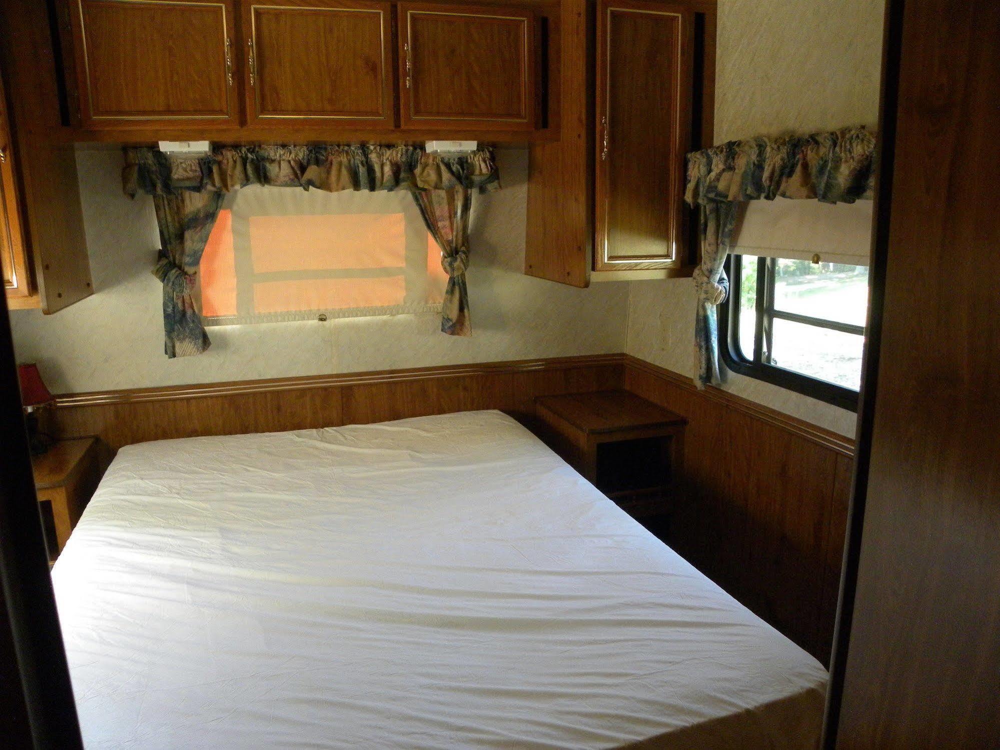 Countryside Campground Apartment Mogadore Ngoại thất bức ảnh