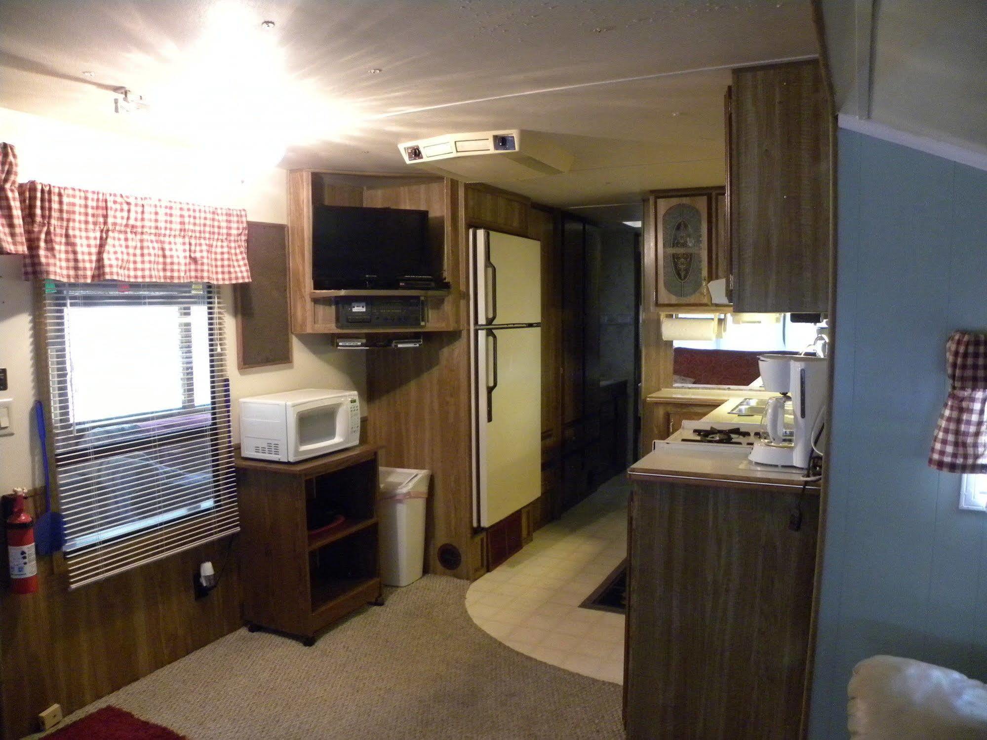 Countryside Campground Apartment Mogadore Ngoại thất bức ảnh